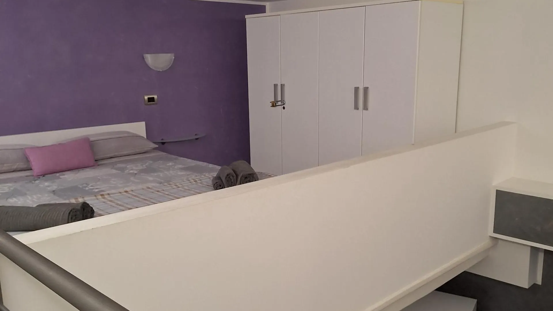Taormina Rainbow House Apartment 0*,  Italy