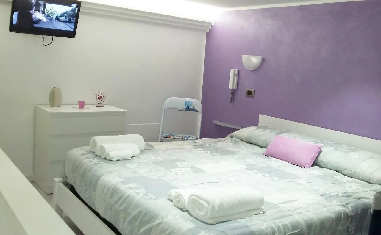 Taormina Rainbow House Apartment